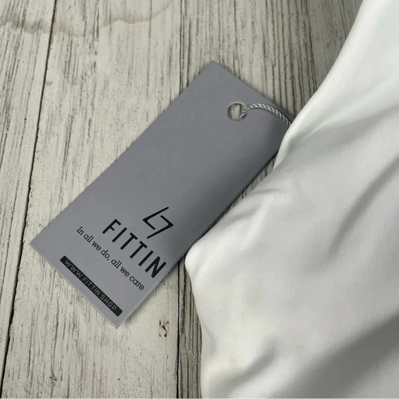 Fittin L7 White Strappy Sports bra • Large • NWT - Picture 7 of 9